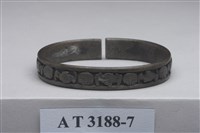 藏品(銅腕飾)的圖片